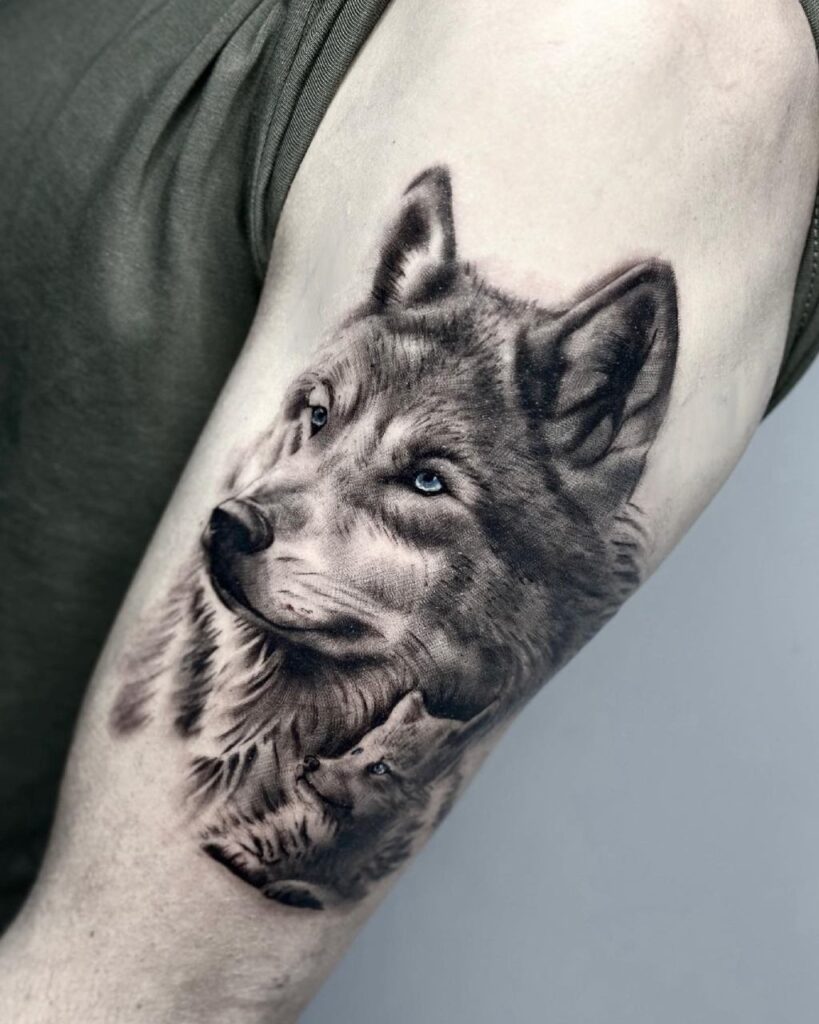 Tatuaż realistyczny - wilk