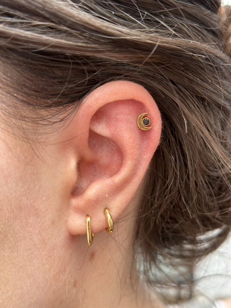 Piercing - lobe i helix