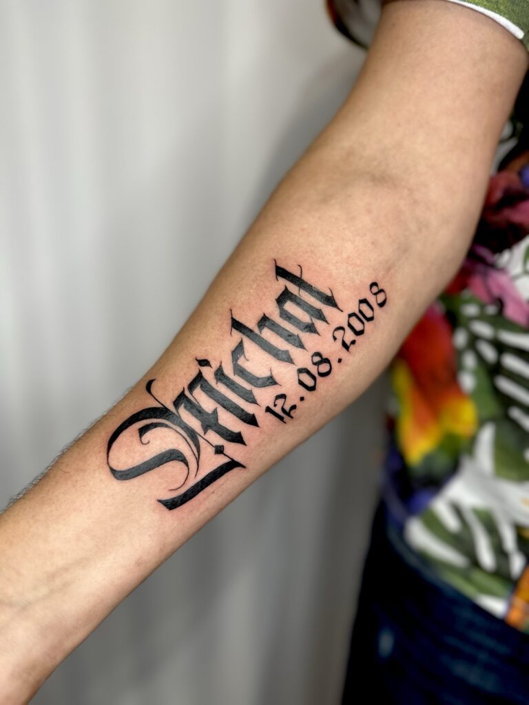 Tatuaż lettering